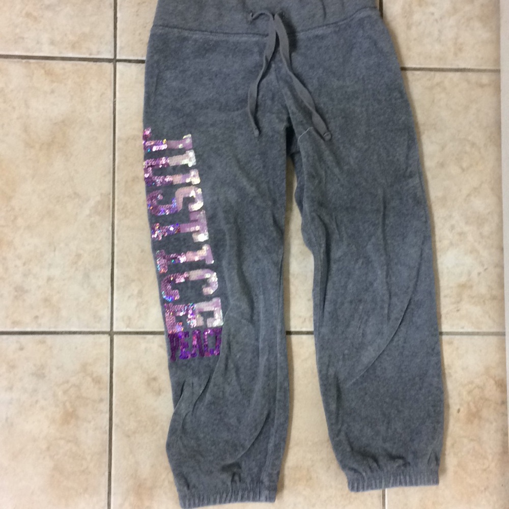 Gray sweatpants for girls!!! 🤩🤩🤩